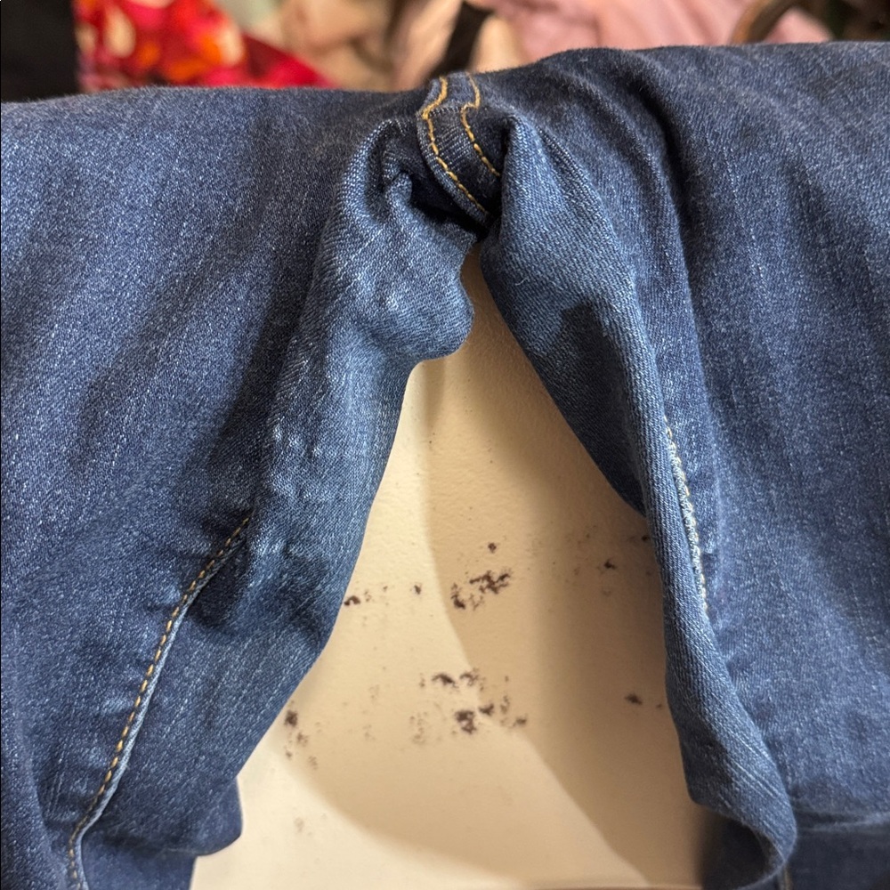Bundle of mystery size levis skinny jeans - Picture 4 of 5